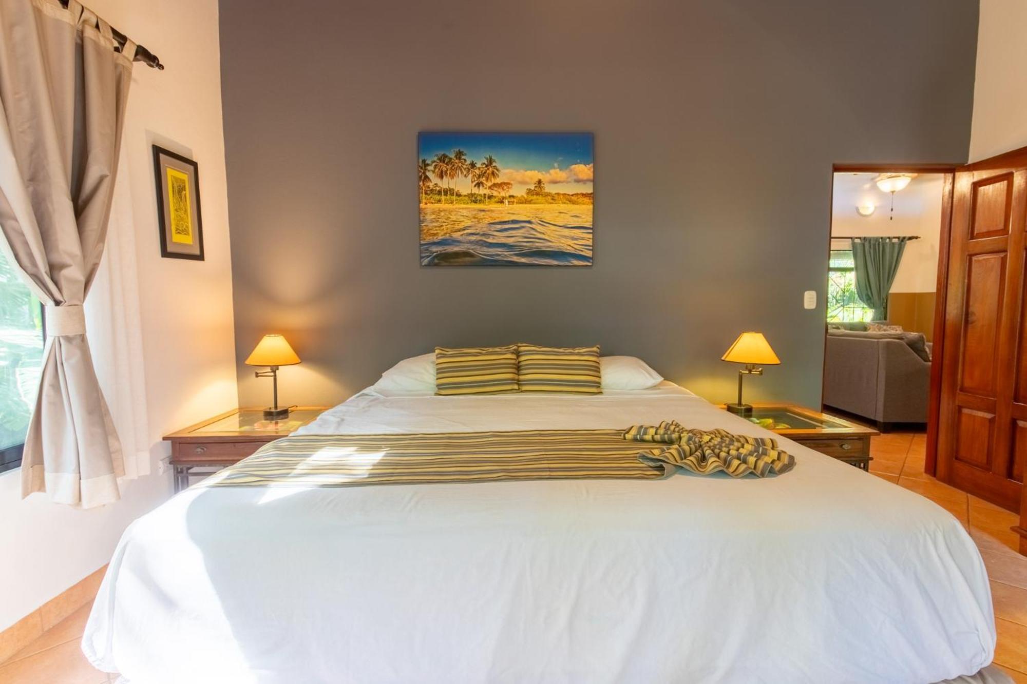 Tortuga Lodge